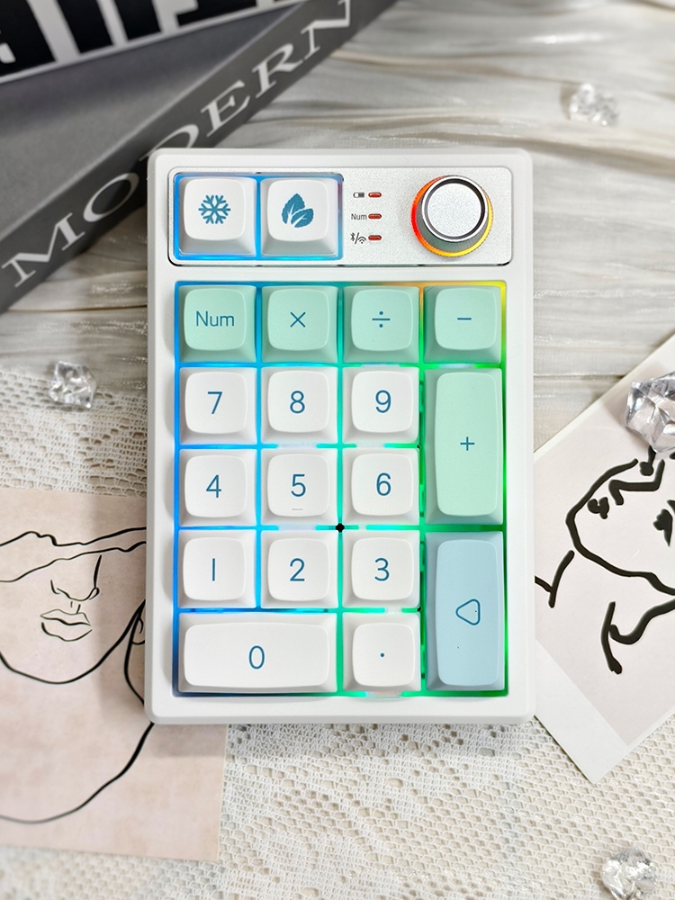 Desk Setup Programmer - Teclado Mecánico Mini Gaming Pad K19