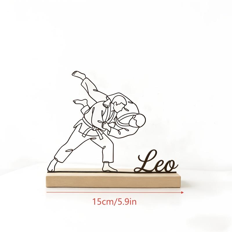 Estatua de Artes Marciales de  - Desk Setup Decor reseña y precio