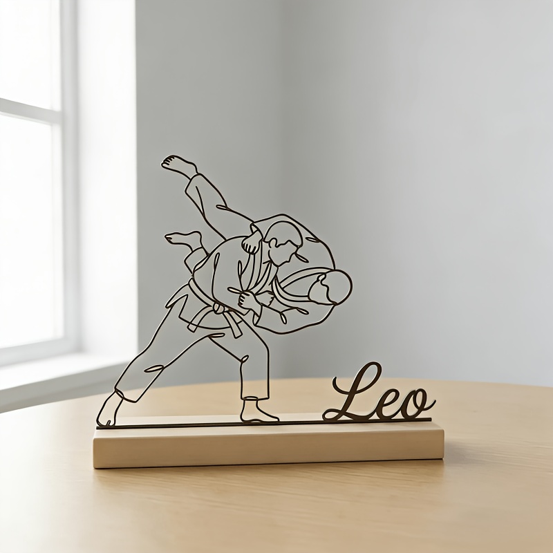 Estatua de Artes Marciales de  - Desk Setup Decor reseña y precio