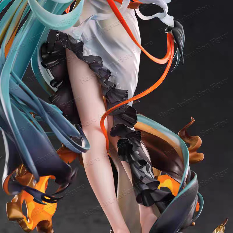 Figura de Hatsune Miku de pelo - Desk Setup With Tv reseña y precio