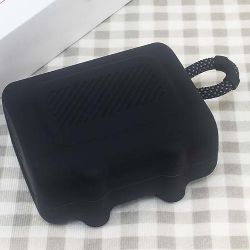 B03F Funda altavoz deslizamien - Desk Setup Reference reseña y precio